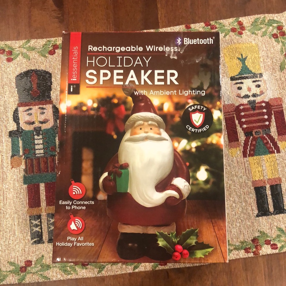Santa Bluetooth speaker, new in box!